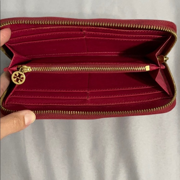 Tory Burch Wallet - Picture 6 of 10